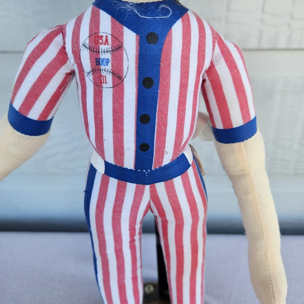 Kellytoy Betty Boop USA Baseball Soft Fabric Doll 18
